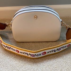 NWT-Tory Burch color block camera bag
